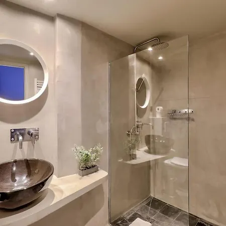 Appartamento Design In Le Marais