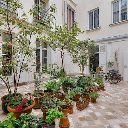 Design In Le Marais Appartamento Parigi